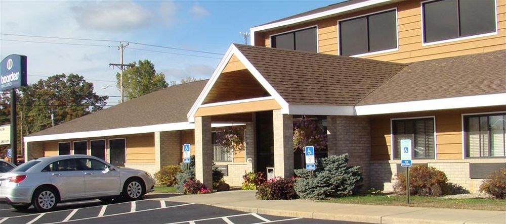 Boarders Inn & Suites By Cobblestone Hotels - Wautoma 외부 사진